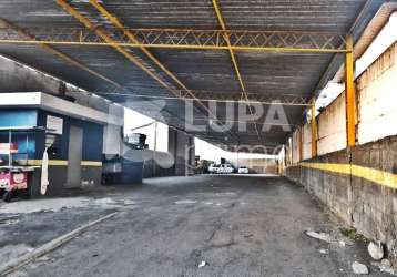 Estacionamento coberto  com 570m² para locação, tucuruvi, são paulo