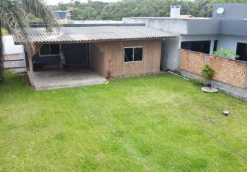 Casa encantadora em encantada, garopaba-sc: conforto, espaço e localização privilegiada!