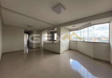 Apartamento à venda no centro