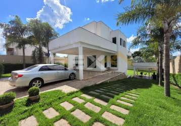 Casa no bairro belvedere com espaço gourmet e lote de 945m²