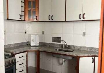 Excelente apartamento na rua pereira da silva 119 em icaraí.