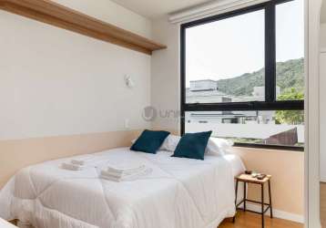 Apartamento com 1 quarto à venda na rua da quaresmeira roxa, 431, cachoeira do bom jesus, florianópolis, 15 m2 por r$ 320.000