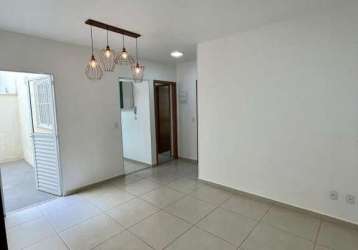 Apartamento para aluguel, 2 quartos, 1 suíte, 1 vaga, bosque - araguari/mg