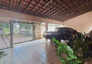 Casa à venda, 3 quartos, 1 suíte, 2 vagas, taiaman - uberlândia/mg