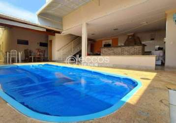 Casa à venda, 4 quartos, 2 suítes, 2 vagas, brasil - uberlândia/mg