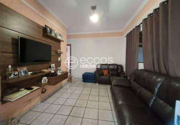 Casa à venda, 3 quartos, 1 suíte, 4 vagas, nova uberlândia - uberlândia/mg