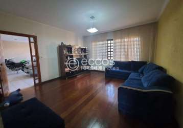 Casa à venda, 3 quartos, 1 suíte, 3 vagas, jardim patrícia - uberlândia/mg