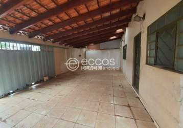 Casa à venda, 3 quartos, 2 vagas, jardim canaã - uberlândia/mg