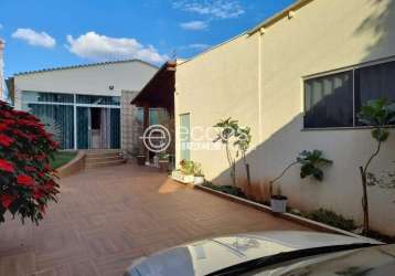 Casa à venda, 4 quartos, 1 suíte, patrimônio - uberlândia/mg