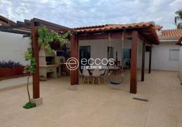 Casa à venda, 3 quartos, 1 suíte, 3 vagas, jardim karaíba - uberlândia/mg