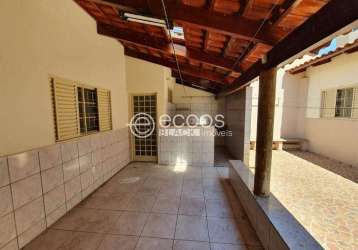 Casa à venda, 4 quartos, 1 suíte, 3 vagas, nossa senhora aparecida - uberlândia/mg