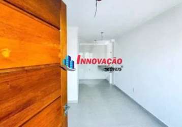 Apartamento (studio) para venda, 2 dorm(s), 1 vaga(s), 39 m² primeiro andar.