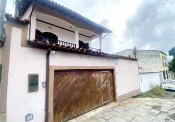 Casa com 3 quartos à venda na rua menezes de siqueira, 333, campo grande, rio de janeiro por r$ 850.000