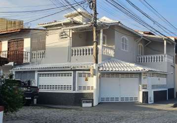 Oportunidade casa independente no centro de cabo frio