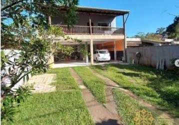 Casa semi-mobiliada a 200m² da praia no ubatumirim à venda