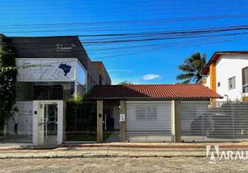 Casa com 1 suíte e 4 dormitórios + sala comercial no bairro são joão em itajaí