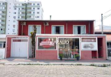 Casa 1 suíte e 1 dormitório no bairro são vicente em itajaí