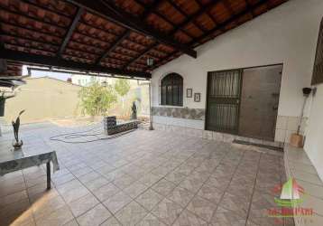 Casa plana com 2 dormitórios à venda, 360 m² por r$ 680.000 - copacabana - belo horizonte/mg