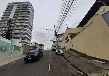 Casa comercial à venda na rua barão de são marcelino, passos, juiz de fora, 146 m2 por r$ 820.000