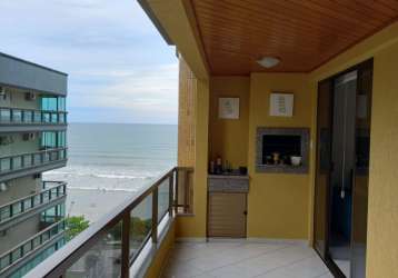 Apartamento frente mar em meia-praia rua 253