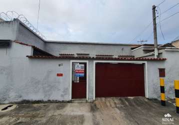 Casa com 2 quartos para alugar na angai, 612, vila kosmos, rio de janeiro por r$ 1.900