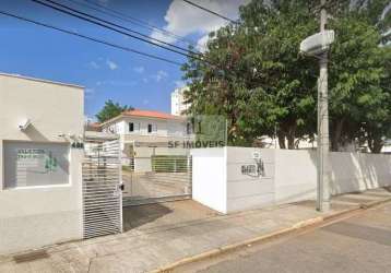 Sobrado de 110m², à venda, 3 dormitórios, 1 suíte, no resid. vila dos pinheiros