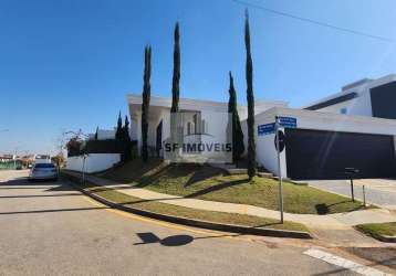 Residencia de alto padrão, térrea, 636m², 5 suítes, à venda no chácara ondina