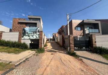 Casa em condomínio fechado com 3 quartos à venda na rua pedro racoski, 295, pilarzinho, curitiba por r$ 630.000