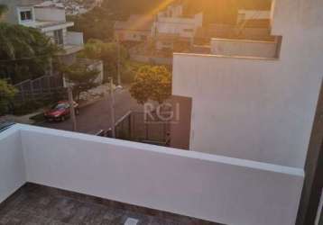 Casa 3 dormitórios, 1 suíte, varanda, 2 vagas de garagem, no bairro guarujá, porto alegre, varanda, 2 vagas de garagem, bairro guarujá, porto alegre/rs &lt;br&gt; &lt;br&gt;casa nova&lt;br&gt;bairro g