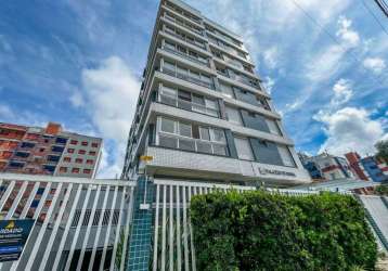 Apartamento, 3 dormitórios, 1 suíte, 2 vagas de garagem, bairro tristeza, porto alegre/rs, com área privativa de  129,63m²  &lt;br&gt; &lt;br&gt;apartamento de 03 dormitórios, transformados em em dois