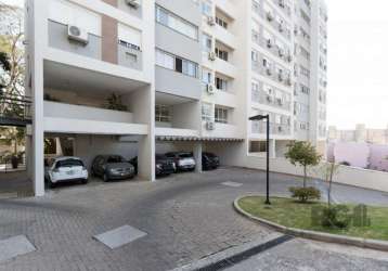 Exclusivo para investidores - imóvel locado por r$ 2.500,00 + taxas&lt;br&gt;&lt;br&gt;apartamento de dois dormitórios, com suíte, living estendido, churrasqueira, cozinha planejada e equipada, aparel