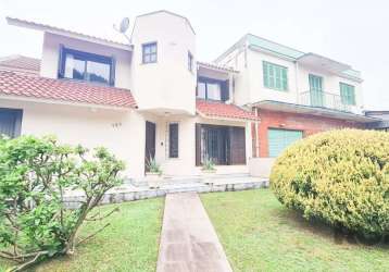 Casa cristo redentor com terreno 12 frente por 36 largura &lt;br&gt;4 quartos - dois banheiros - cinco vagas de garagem.