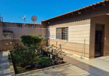 Casa residencial com 3 quartos  à venda, 196.86 m2 por r$480000.00  - monte belo - londrina/pr