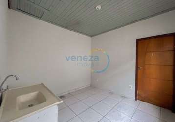 Casa residencial com 1 quarto  para alugar, 35.00 m2 por r$650.00  - agari - londrina/pr