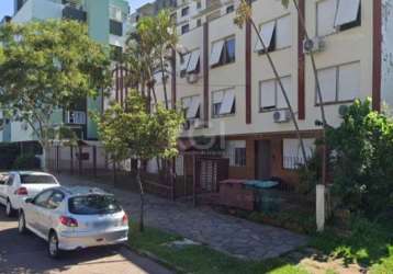 Ótima oportunidade! apartamento à venda em santa tereza, porto alegre. com 1 dormitório, 1 banheiro e área total de 40,69m²,  apartamento térreo . localizado na rua mariano de matos, possui uma locali