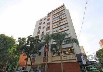 Apartamento à venda em porto alegre, localizado na rua santa terezinha, no bairro farroupilha. possui 105.79m² de área privativa e 128.35m² de área total. com 3 quartos, sendo 1 suíte, e 2 banheiros s