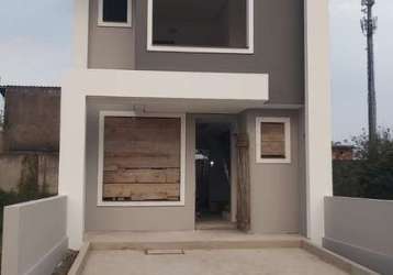 Sobrado em construção, no bairro hípica, com 3 dormitórios, sendo uma suíte, living para 2 ambientes, lavabo, cozinha. pátio aos fundos com lavanderia e churrasqueira. pátio na frente com vaga para um