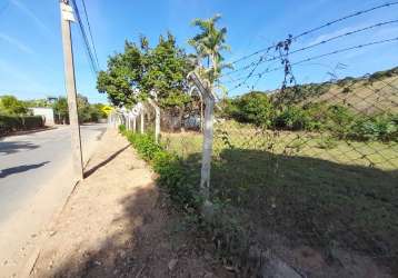 Chácara a venda no centro de santana do paraíso escriturada e registrada.