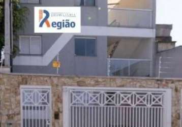 Apartamento na região de cangaiba