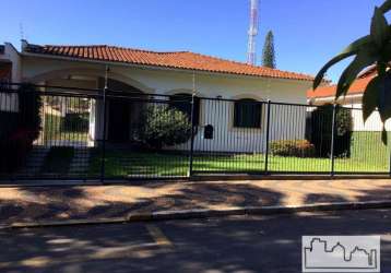 Casa com 3 dormitórios à venda, 288 m² por r$ 1.600.000,00 - vila ferroviária - araraquara/sp