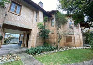 Casa com 4 quartos à venda na rua dos gerânios floridos, 53, carvoeira, florianópolis, 261 m2 por r$ 1.900.000
