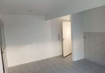 Apartamento no residencial guerreiro