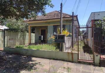 Casa com 4 quartos à venda na rua cruz jobim, 89, jardim itu sabará, porto alegre por r$ 590.000