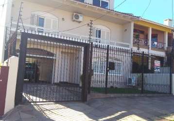 Casa com 3 quartos à venda na rua alberto silva, 1718, vila ipiranga, porto alegre por r$ 980.000