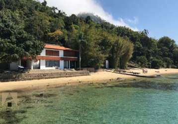 Luxuosa casa em condomínio à venda em angra dos reis-rj, praia da ribeira (cunhambebe), com 4 quartos, 4 suítes e 340m².