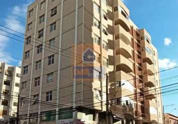 Apartamento à venda em região central