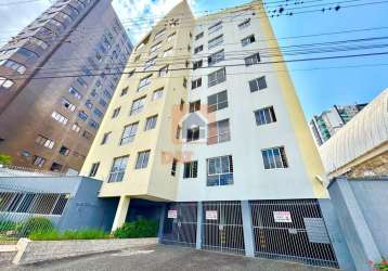 Apartamento à venda na região central