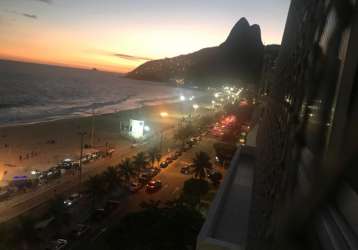 Cobertura única à venda no leblon em sua avenida delfim moreira com seus 812m2 frontal mar em uma das praias mais lindas do rio de janeiro. garanta este imóvel : ligue +55 21 988412972 -