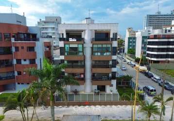 Cobertura duplex alto padrão frente mar na praia mansa.