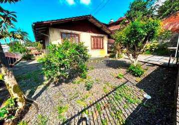 Terreno plano à venda no bairro costa e silva, joinville - sc  amplo terreno, ideal para construção de casa de alto padrão, ou sobrados geminados.  60